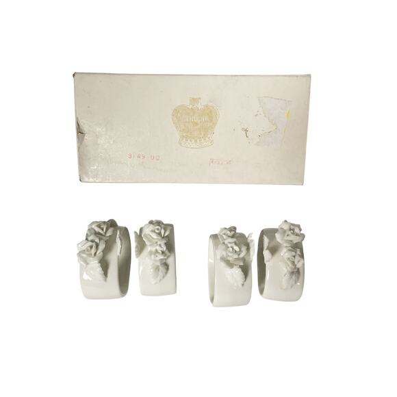 Vintage Set of 4 White Porcelain Roses Napkin Rings - Picture 4 of 6